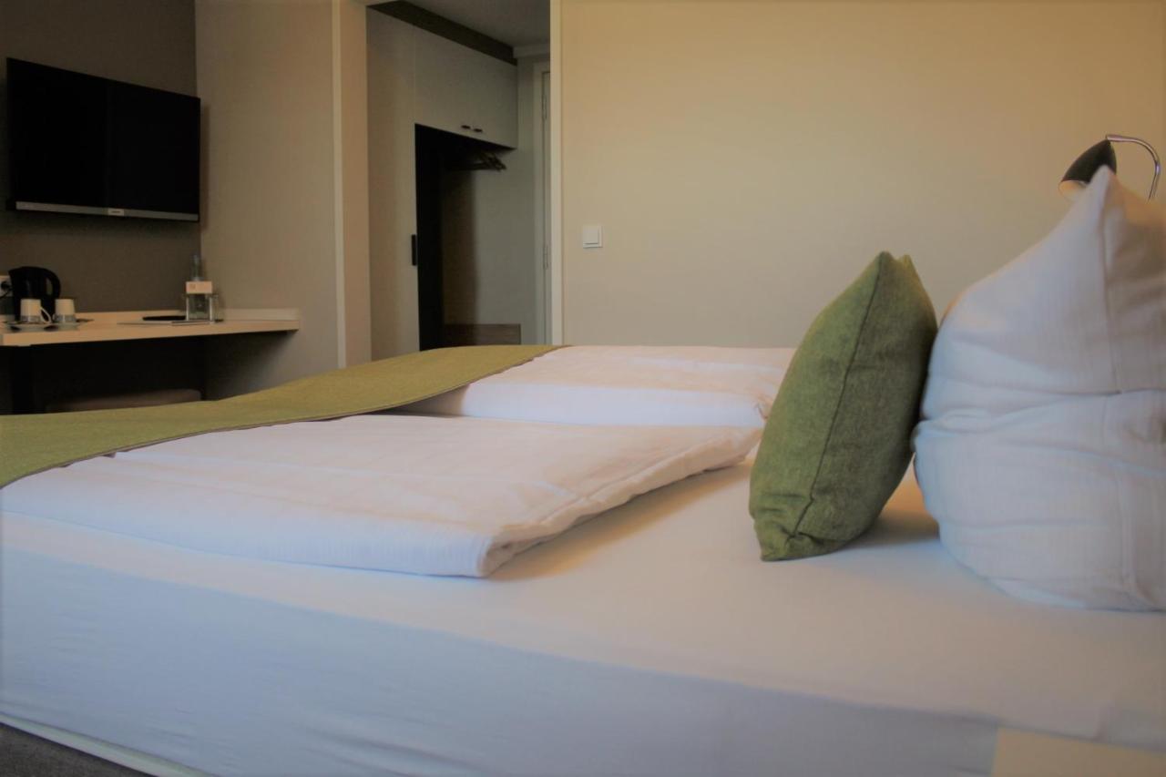 Hotel Eifelbraeu Bitburg Extérieur photo